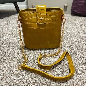 NWOT Mustard Glossy Faux Leather Purse